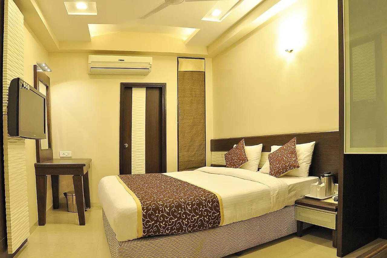 Fabhotel Shree Narayana Udaipur Hotel